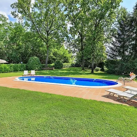 Lovely Peaceful With Pool! - Le Querce